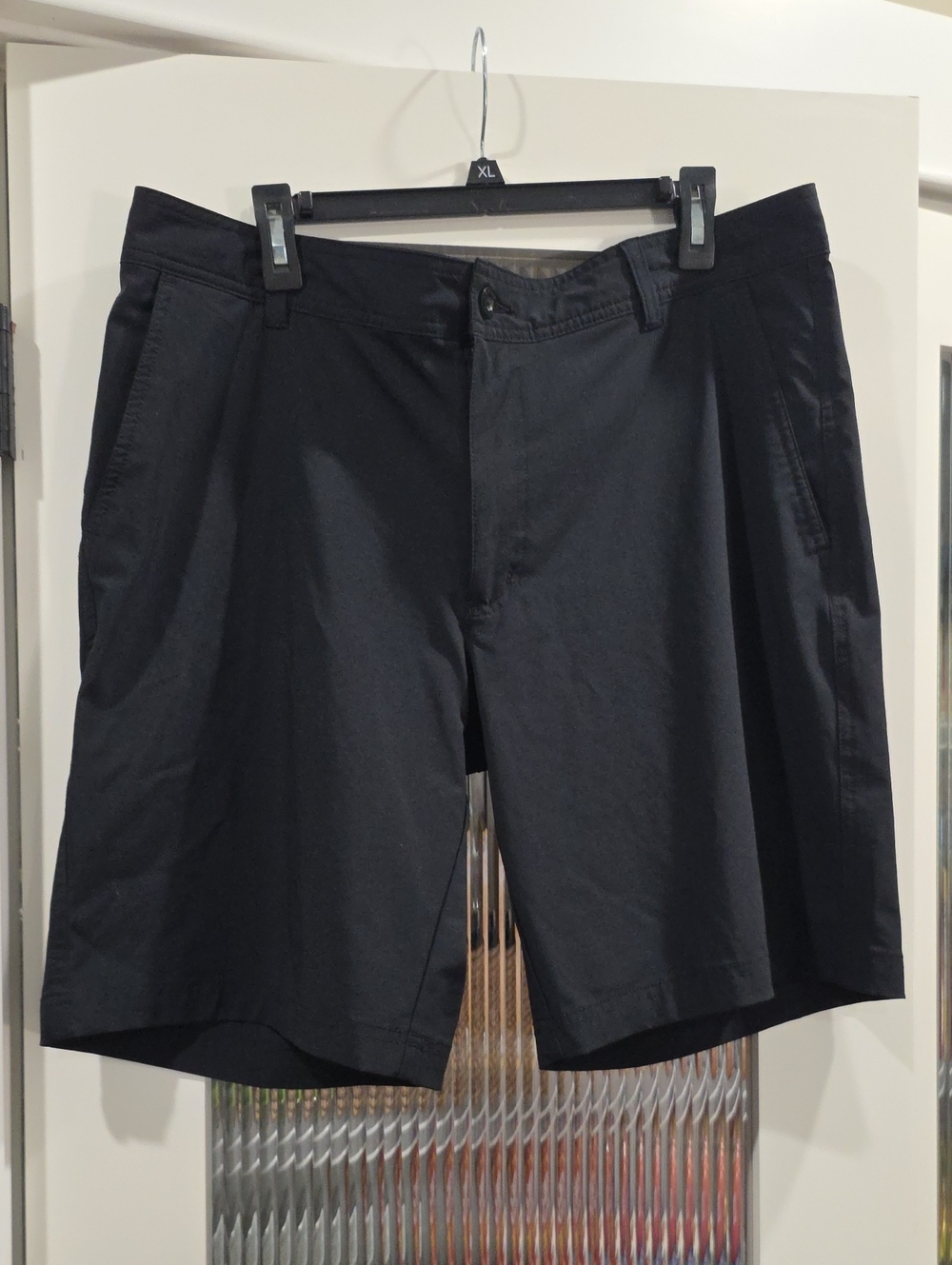 Columbia Men's Black Performance Shorts